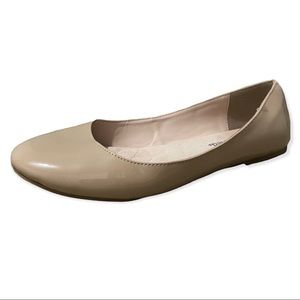 Nude flats